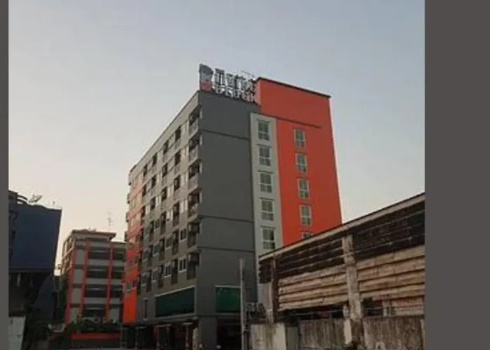Hostel The Living Block *